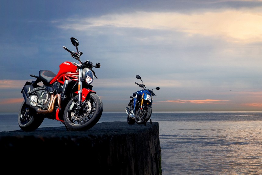 Эстетика или практичность? Мы искали ответ в зимнем Сочи с помощью Ducati Monster 1200 и Suzuki GSX-S1000