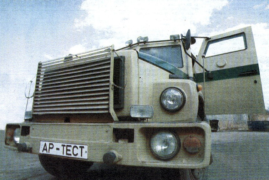 Сравниваем инкассаторские броневики на базе ГАЗ-4301 и 3307
