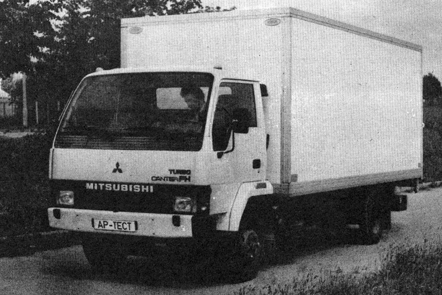 Знакомимся с бортовым грузовиком Mitsubishi Canter FH100H