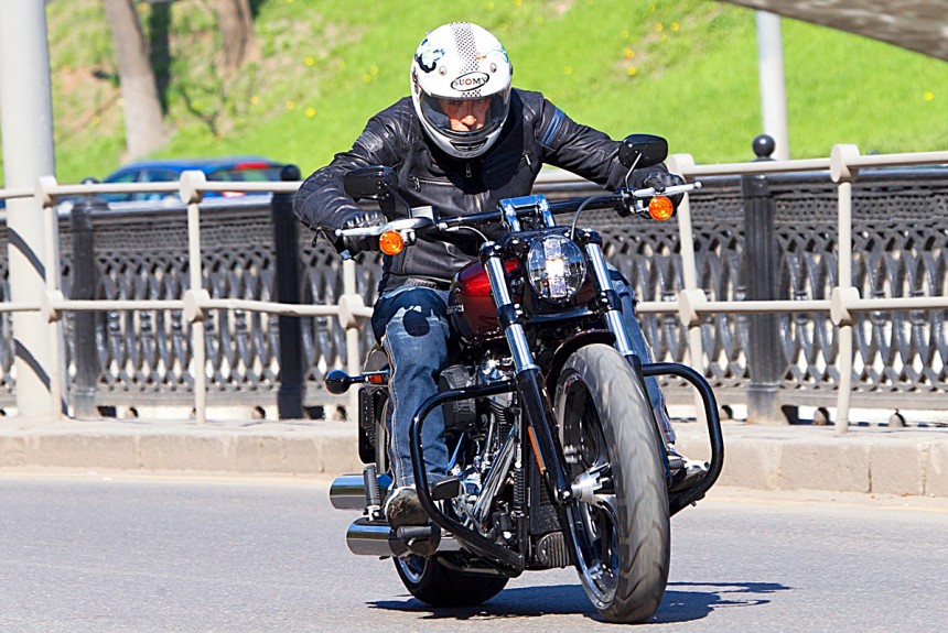 Длительный тест Harley-Davidson Breakout, запись вторая: цвет настроения