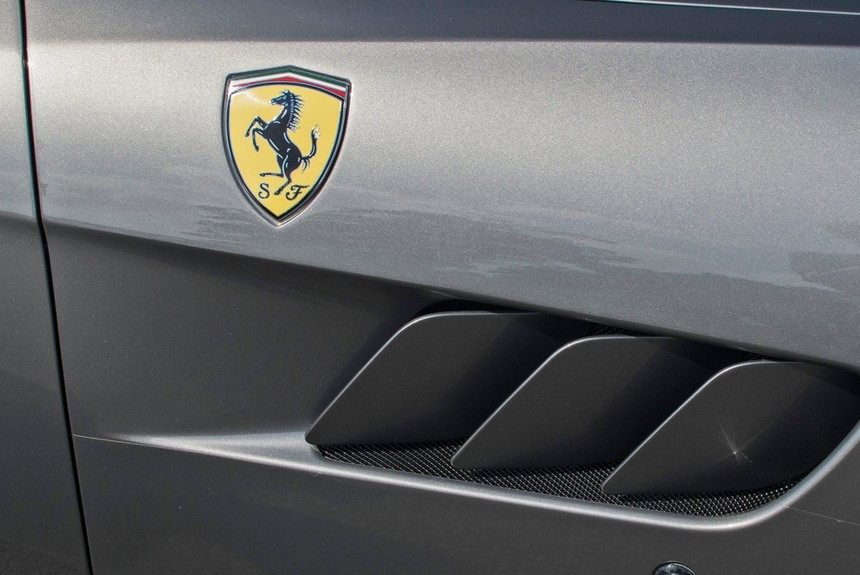 Новый патент Ferrari: четыре цилиндра и электронаддув