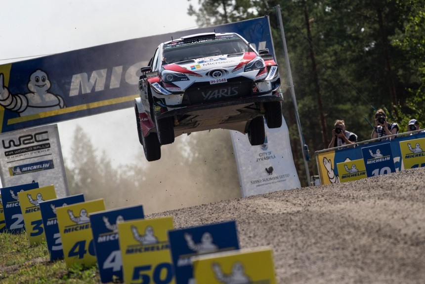 Яблочко от яблоньки: Отт Тянак принес Эстонии вторую победу на финском этапе WRC