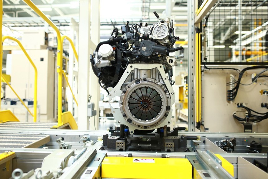 Во Владивостоке открыт моторный завод Mazda Sollers