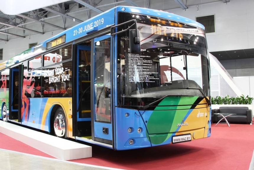 Без искры: привычные и необычные автобусы на выставке Busworld