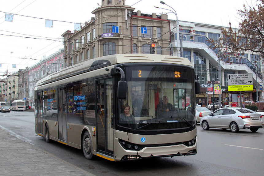 Новый электробус Тролза: без рогов не обошлось