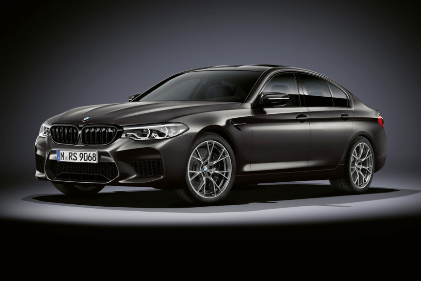 Седан BMW M5 выпущен в юбилейной версии