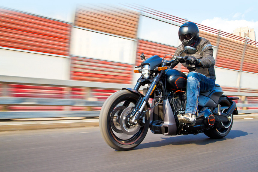 Длительный тест Авторевю: Harley-Davidson FXDR 114, запись первая