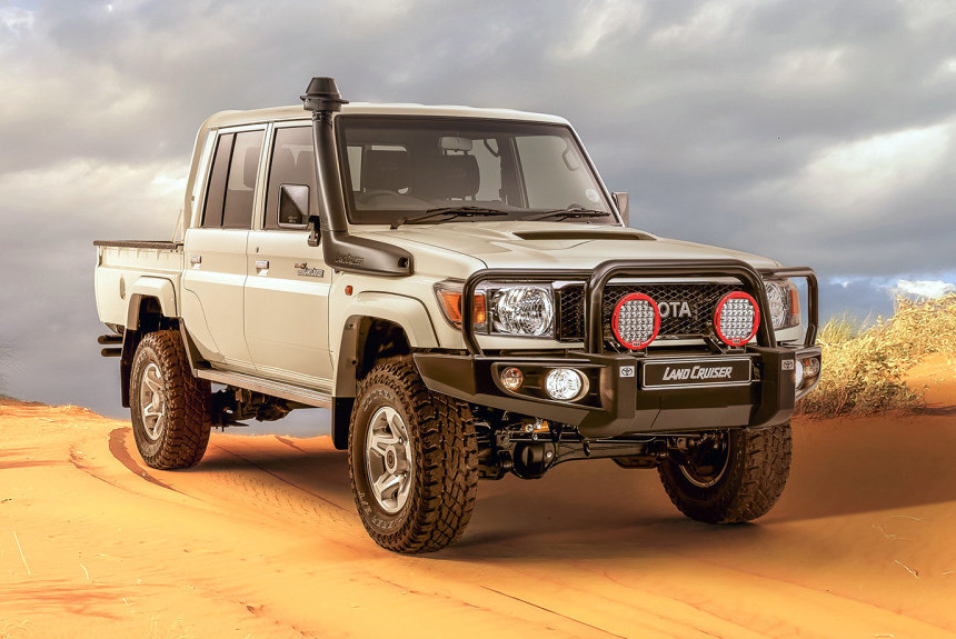 Дайджест дня: Land Cruiser Namib, перерожденный Mercedes Simplex и другие события автоиндустрии