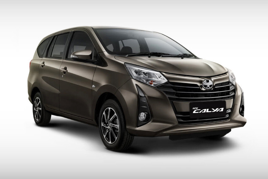 Обновлены семиместные микровэны Toyota Calya и Daihatsu Sigra