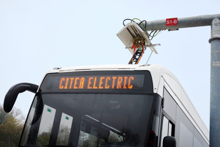 VDL поставит сочлененные электробусы в немецкий Киль