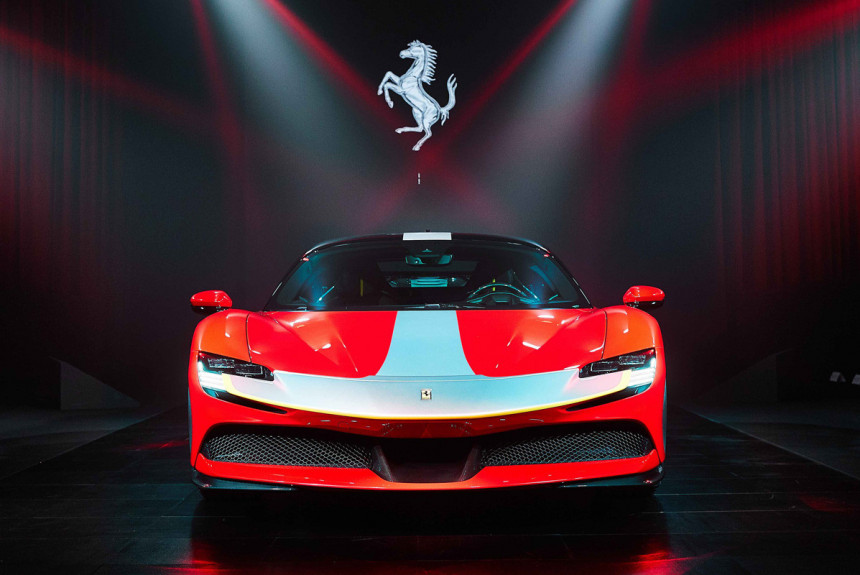 Ferrari откладывает электромобиль как минимум до 2025 года