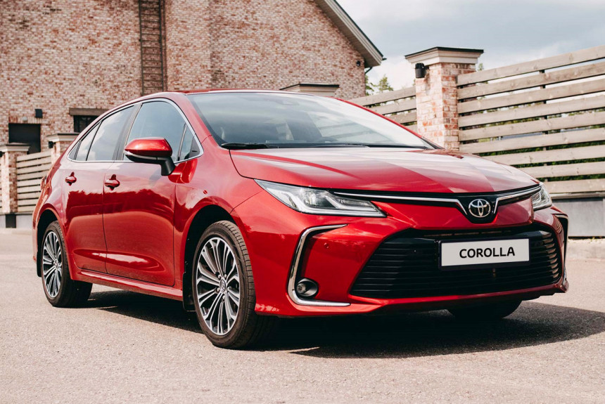 Toyota Corolla слегка обновлена к 2020 модельному году