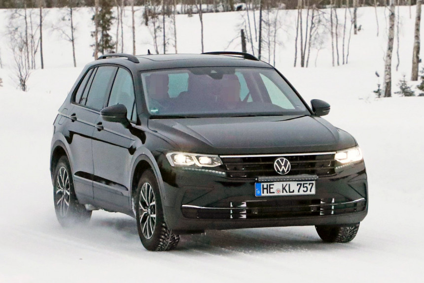 Обновленный Volkswagen Tiguan замечен на зимних испытаниях
