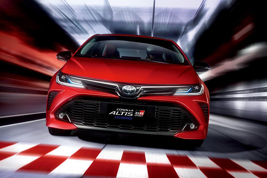 Седан Toyota Corolla Altis GR Sport: не только декор