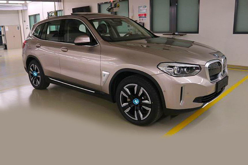 Серийный BMW iX3, обновленная «пятерка» и другие утечки из Китая