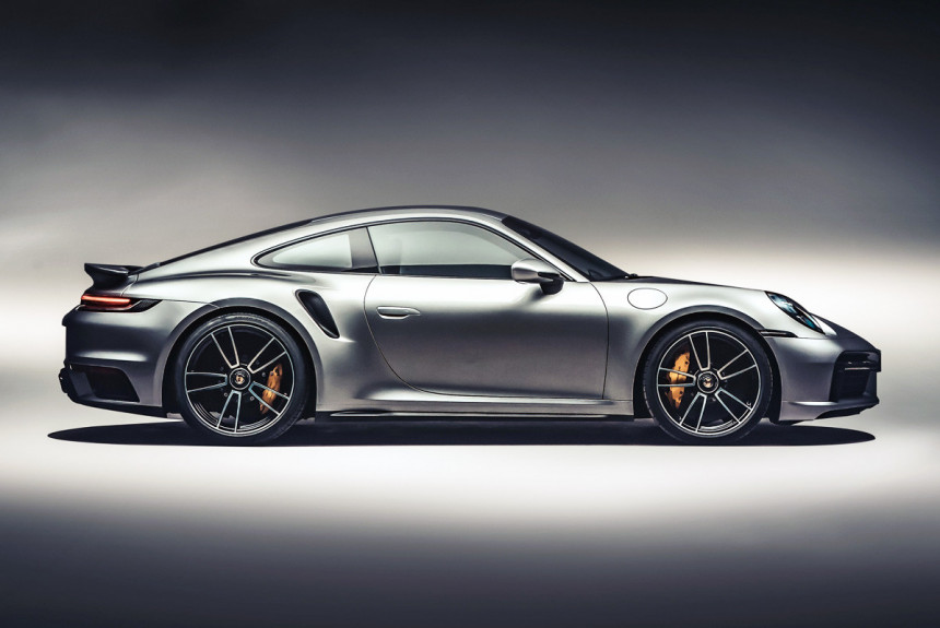 Новый Porsche 911 Turbo сертифицирован раньше премьеры