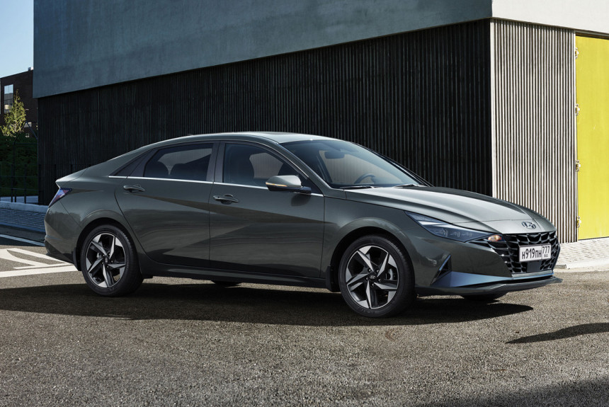 Объявлены цены на седаны Hyundai Elantra нового поколения
