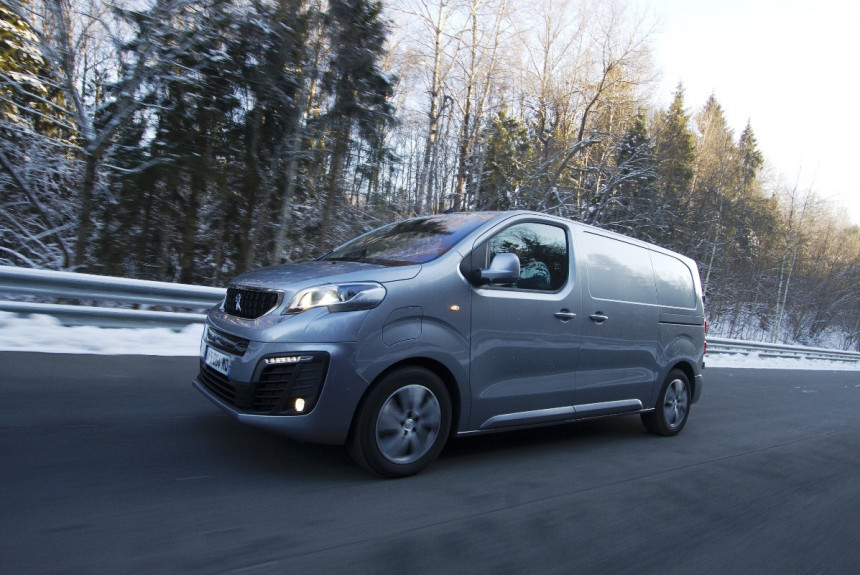 Электрофургоны Citroen e-Jumpy / Peugeot e-Expert / Opel Vivaro-e получили международный титул Van of the Year 2021