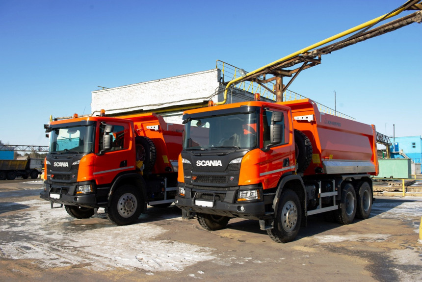 Два самосвала Scania Hagen S переданы Новолипецкому металлургическому комбинату