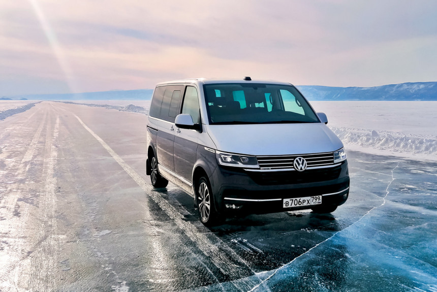 Мультибуханка: ездим на микроавтобусе Volkswagen Multivan по льду Байкала