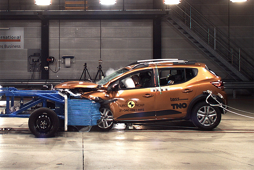 Новые Logan/Sandero заработали две звезды Euro NCAP