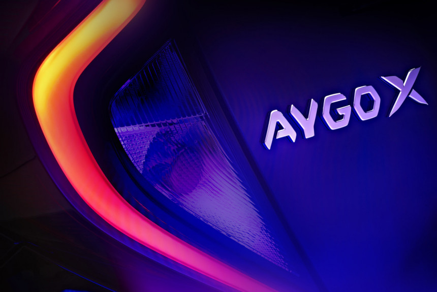 Паркетник Toyota Aygo X появится через месяц