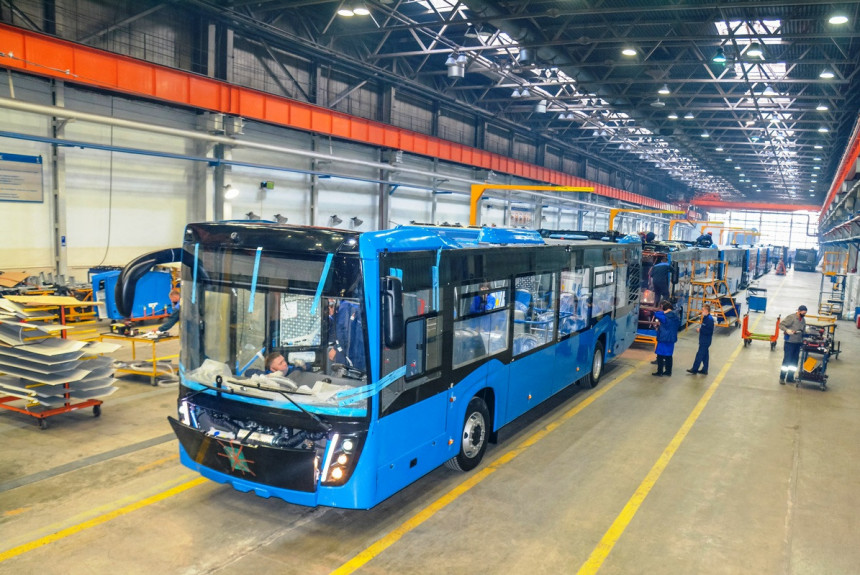 КАМАЗ планирует вдвое увеличить производство пассажирского транспорта на НефАЗе