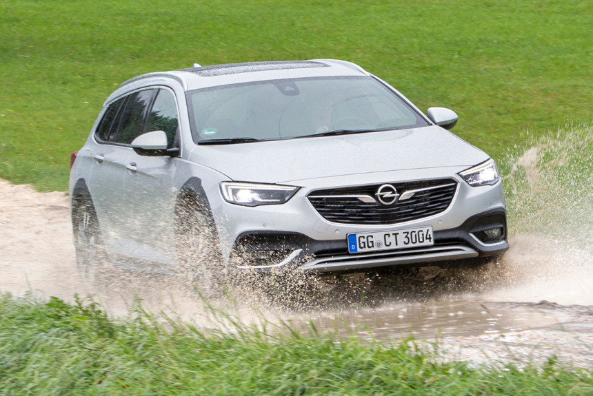 Opel Insignia станет кроссовером в следующем поколении
