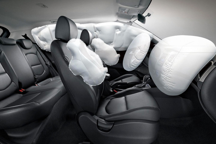 Как работают подушки безопасности на автомобиле Лада Веста