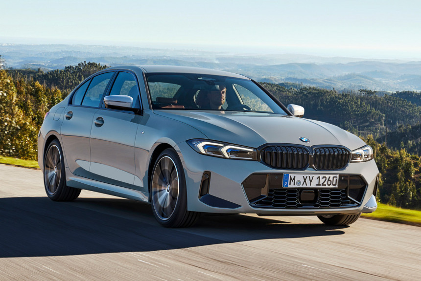 BMW третьей серии: рестайлинг и новый салон