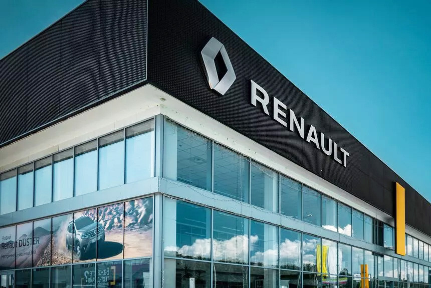 Компания Renault ушла из России целиком и полностью