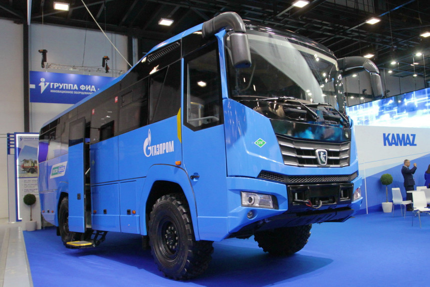 Газовый форум — 2022: внедорожный автобус КАМАЗ и другие