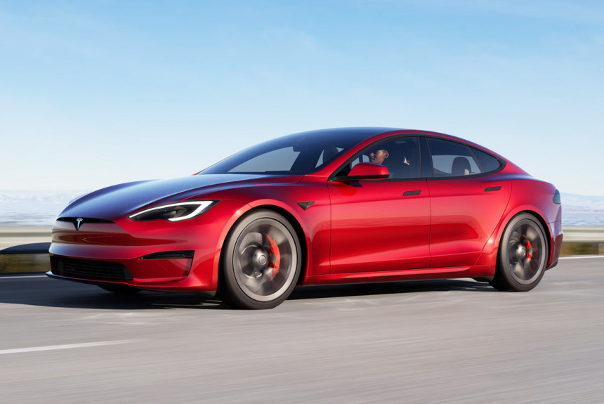 Tesla Model S и Model X снова обрели стандартные версии