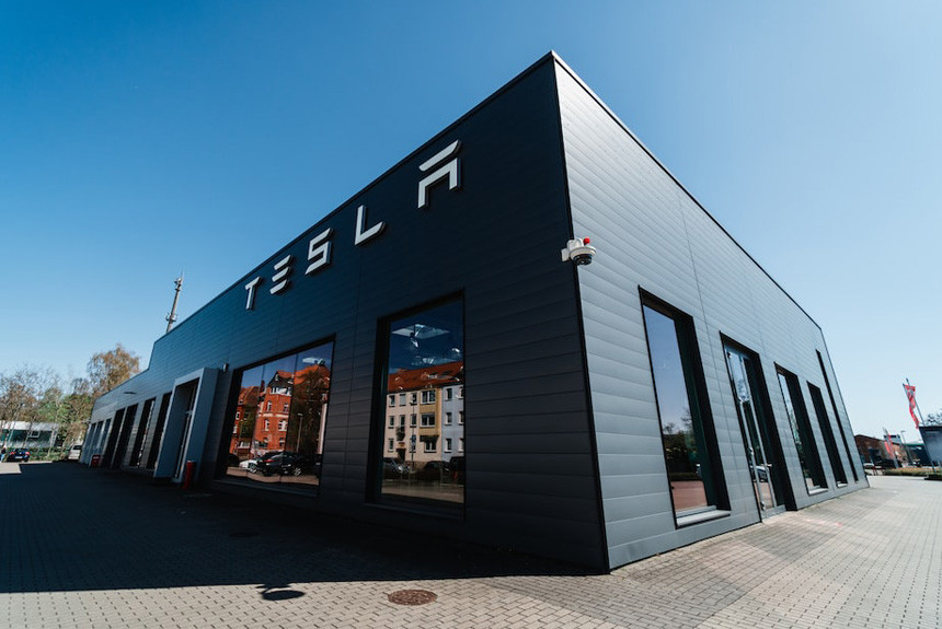 Tesla возместит отмененные в Германии электромобильные льготы