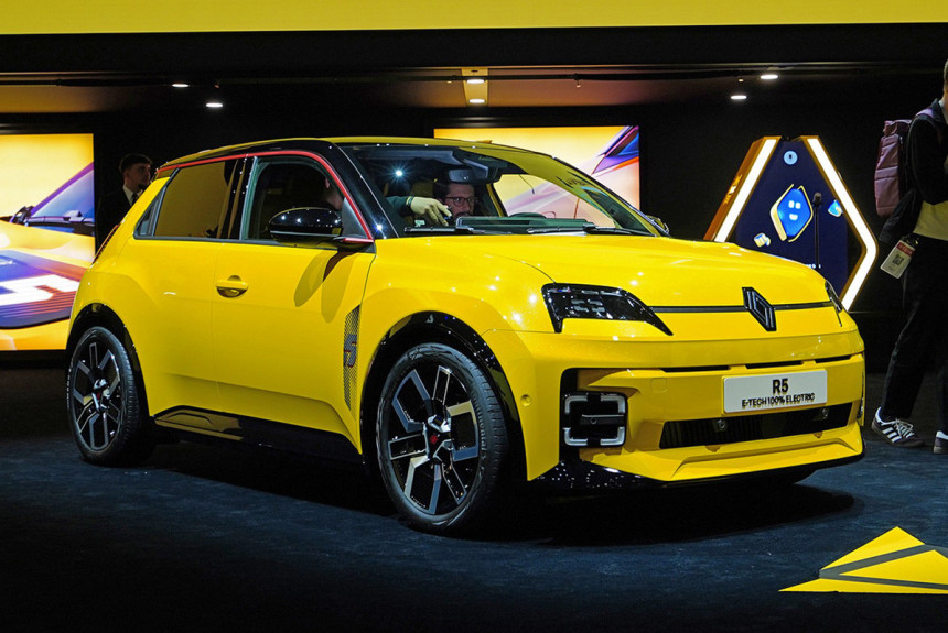 Электрический хэтчбек Renault 5: серийная версия