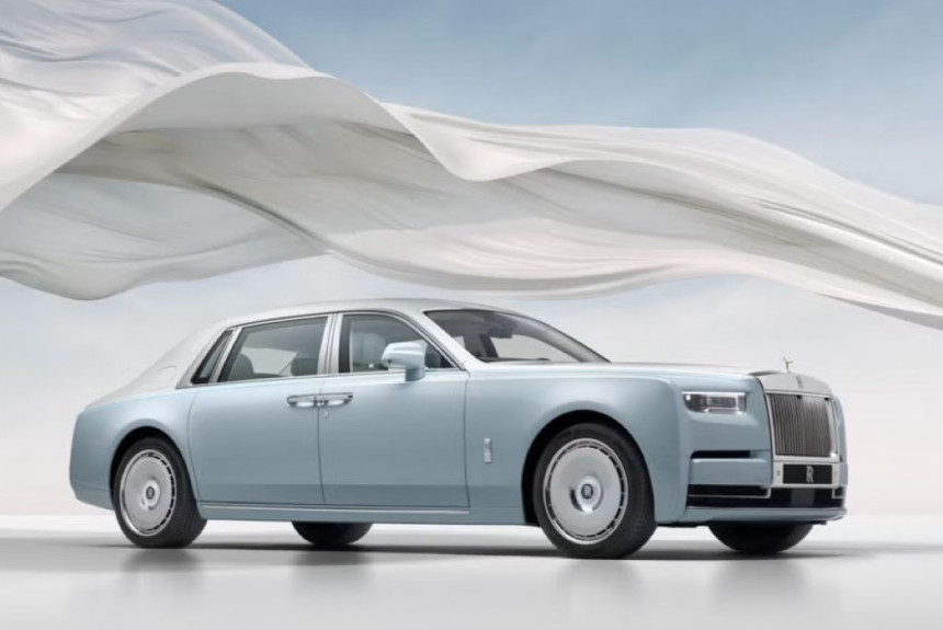 Rolls-Royce Phantom Scintilla: керамика и 870 тысяч стежков