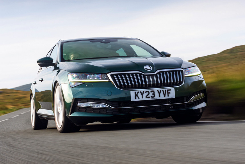 Заключительный акт: 480-сильный универсал Skoda Superb