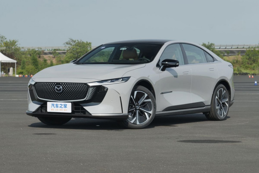 Совместный лифтбек Mazda EZ-6 выходит на рынок