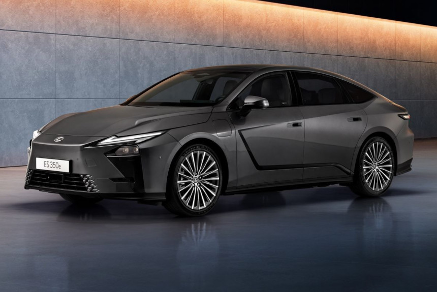 Новый Lexus ES: версии для Европы