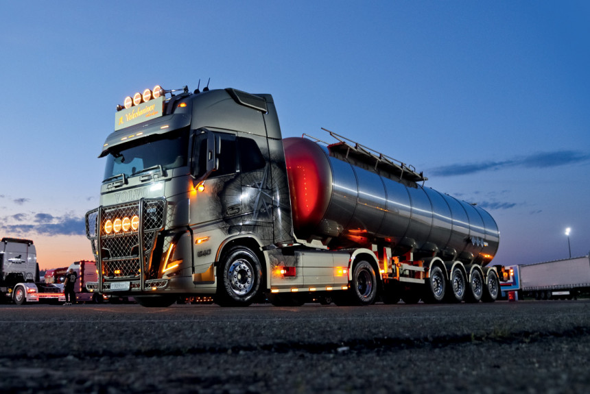 Порт TruckDay 2025: репортаж с фестиваля самых красивых грузовиков