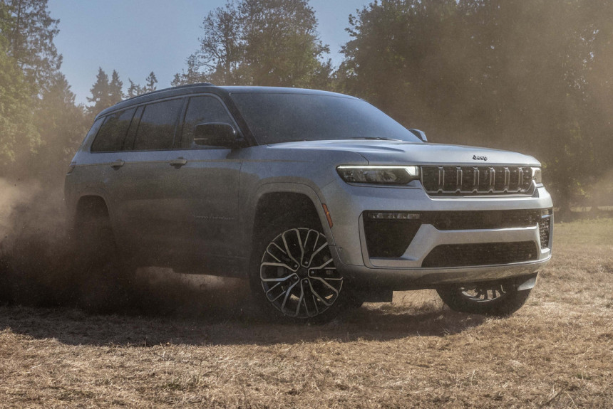 Jeep Grand Cherokee: рестайлинг и новый двигатель