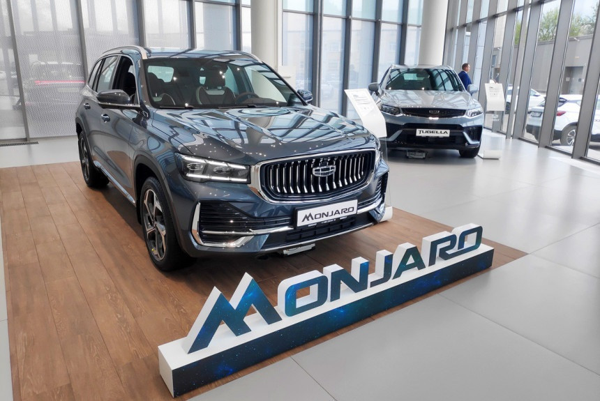 Авторынок России в октябре: уверенный рост продаж