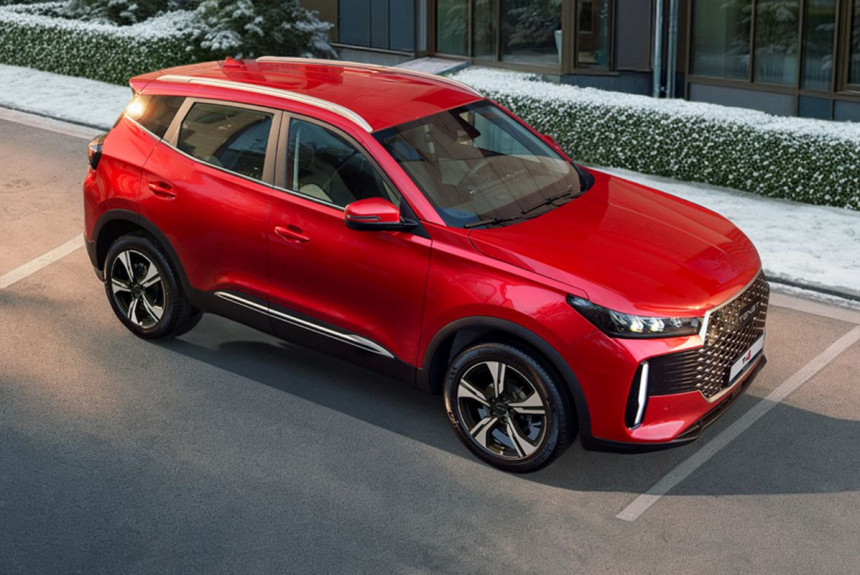 Кроссовер Tenet T4: теперь и с полным приводом