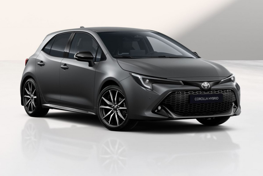 Обновленная Toyota Corolla: версии для Европы и Китая  
