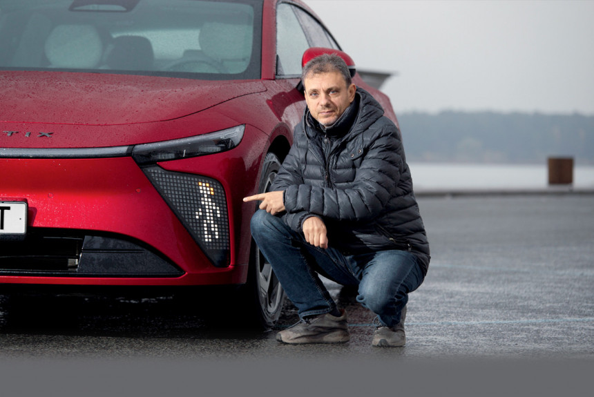 Рейтинг-тест: хроники пробега. Голованов, полуавтопилоты и зефир под цвет салона