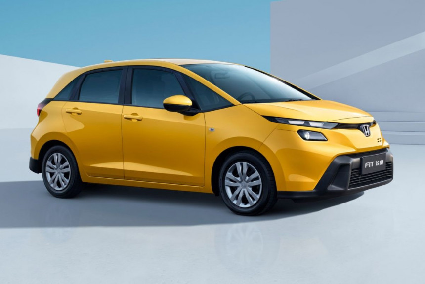 Обновленный хэтчбек Honda Fit полностью рассекречен