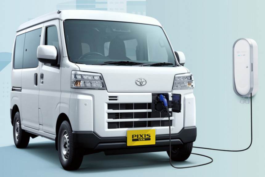 Электрические кей-кары Toyota и Daihatsu удивили высокой ценой