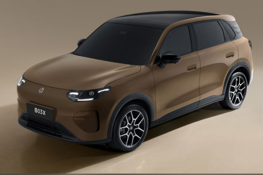 Раскрыты новые подробности и салон кроссовера Leapmotor A10 