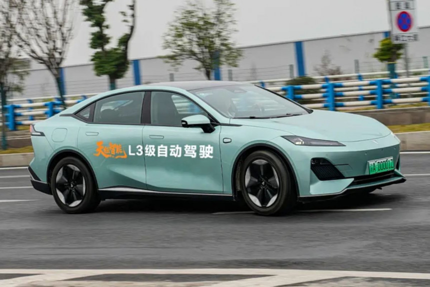 Власти Китая ужесточают правила для беспилотных автомобилей