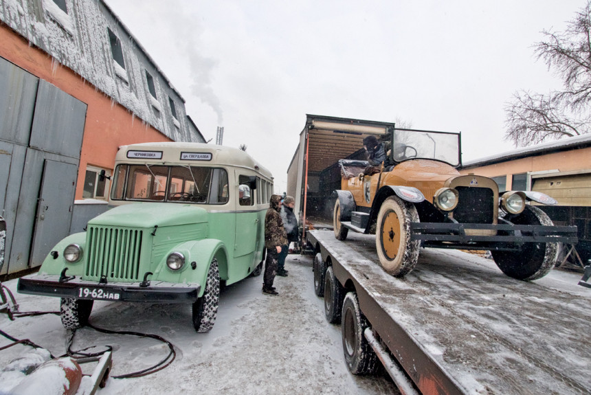Водим реплику Dürkopp из будущей «Битвы моторов» и ретроавтобус КАвЗ